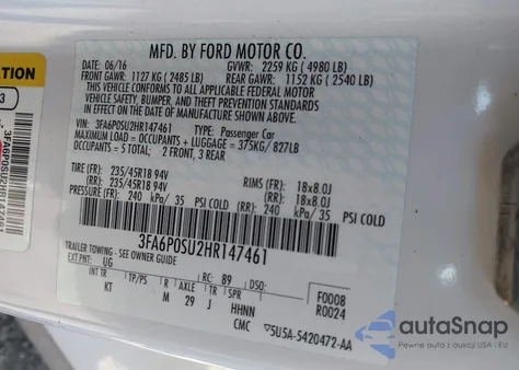 2017 Ford Fusion Energi Titanium z USA, uszkodzony, nr VIN 3FA6P0SU2HR147461